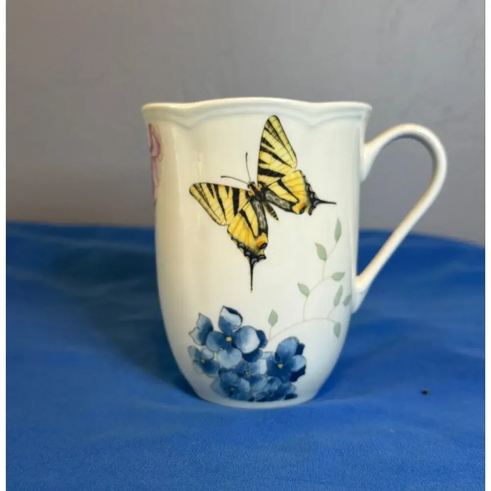 Lenox Mug Butterfly Meadow Hydrangea pattern